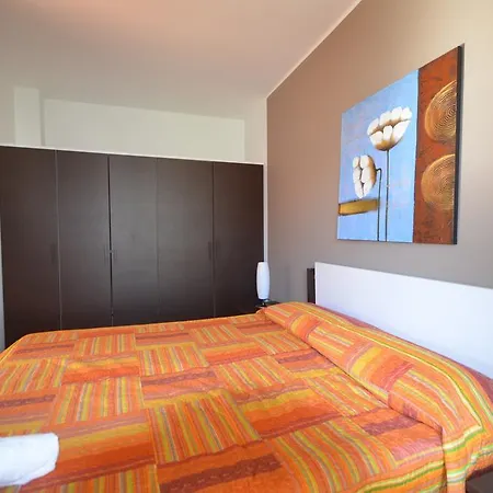 Leonardo House 1 Varenna