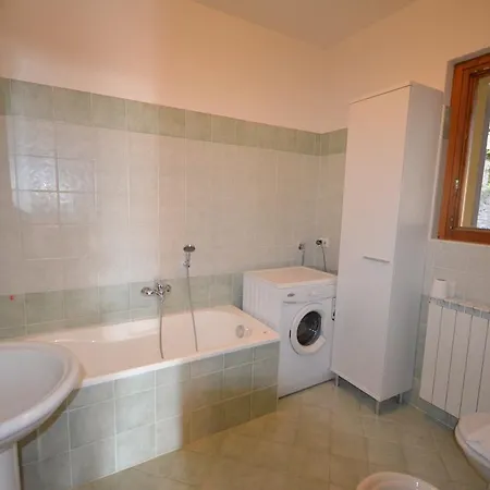 Apartamento Leonardo House 1 *